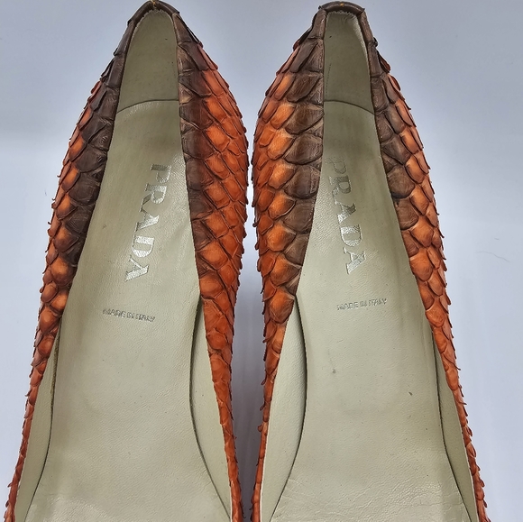 PRADA!!!! EUC Prada Orange and Brown Snake Print Dragon Heels - Picture 2 of 8
